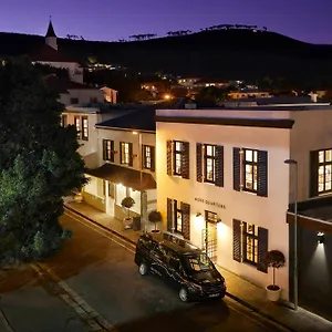 Aparthotel Quarters
