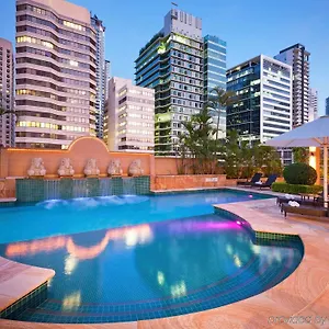https://quay-west-suites-brisbane.queenslandhotels.net